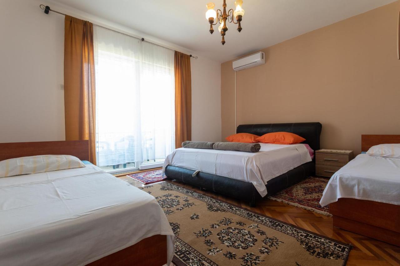 קוטור La Castagna Apartments מראה חיצוני תמונה